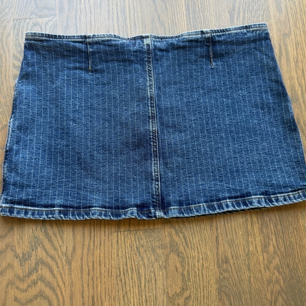 ASOS MICRO MINI DENIN SKIRT blue jeans size 12 missing the snap on the front - Picture 8 of 12